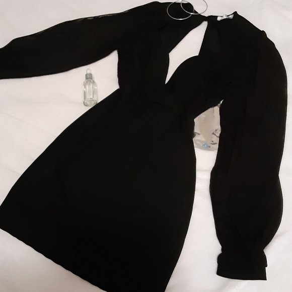 A3 Design Black Dress - Picture 2 of 3